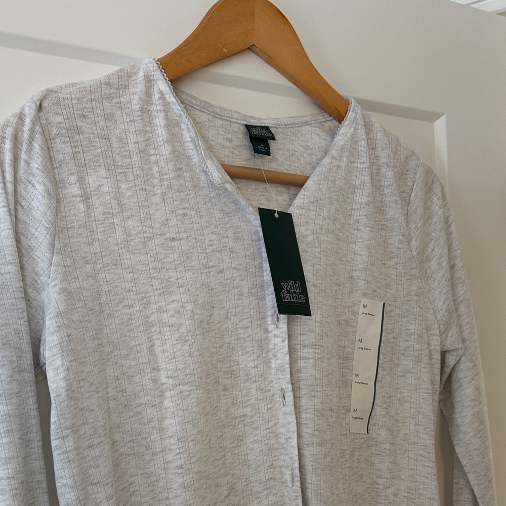 NWT! Wild Fable Light Gray Button-Down Pointelle Cardigan - Picture 6 of 6